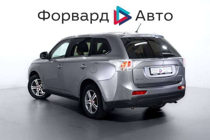 Mitsubishi Outlander III с пробегом 2012 года, цена 990 000 рублей, 336000 км, внедорожник, Автокод Объявления