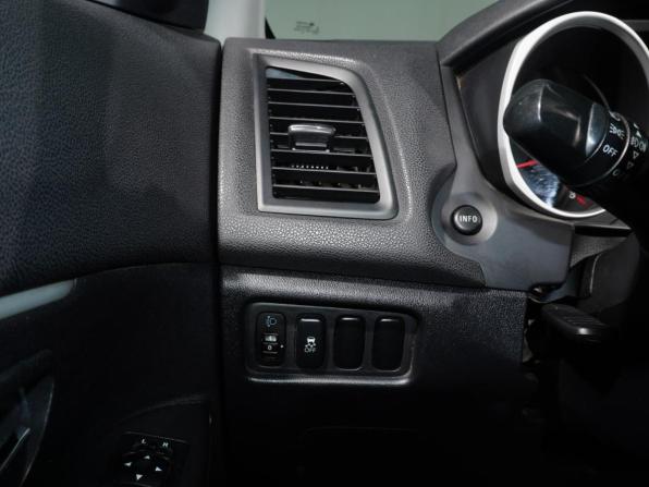 Mitsubishi ASX I с пробегом 2011 года, цена 848 000 рублей, 201168 км, внедорожник, Автокод Объявления