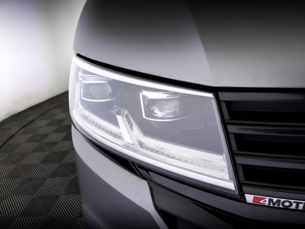 Volkswagen Multivan T6 Рестайлинг с пробегом 2021 года, цена 6 000 000 рублей, 120666 км, минивэн, Автокод Объявления