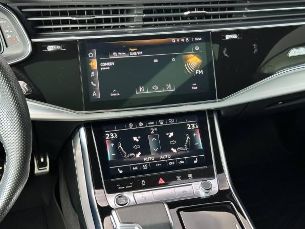 Audi Q8 I (4M) с пробегом 2023 года, цена 9 300 000 рублей, 85138 км, внедорожник, Автокод Объявления