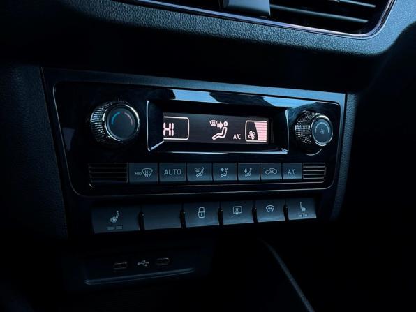 Skoda Rapid II с пробегом 2022 года, цена 1 996 400 рублей, 45420 км, лифтбек, Автокод Объявления