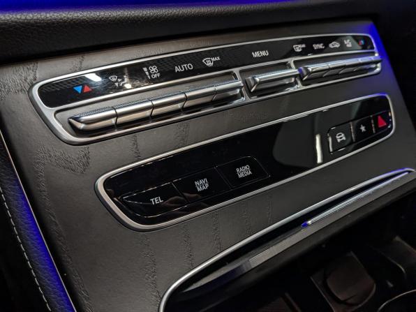 Mercedes-Benz E-Класс V (W213 S213 C238) Рестайлинг с пробегом 2021 года, цена 4 350 000 рублей, 73788 км, седан, Автокод Объявления