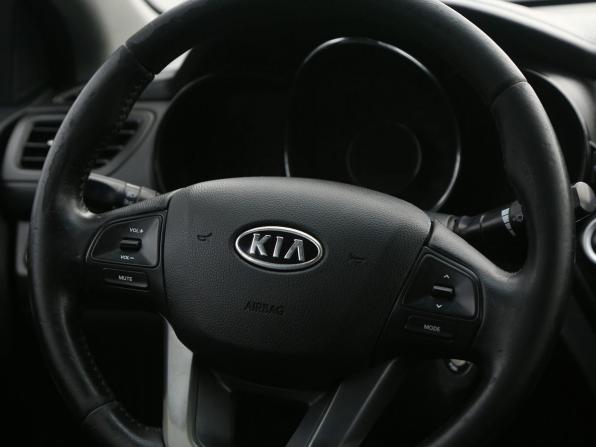 Kia Rio III с пробегом 2012 года, цена 589 000 рублей, 359000 км, седан, Автокод Объявления