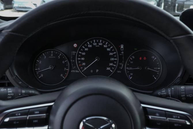 Mazda 3 IV (BP) с пробегом 2019 года, цена 2 230 000 рублей, 47617 км, хэтчбек, Автокод Объявления