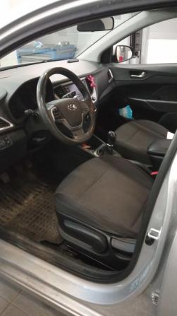 Hyundai Solaris II с пробегом 2018 года, цена 699 000 рублей, 246713 км, седан, Автокод Объявления