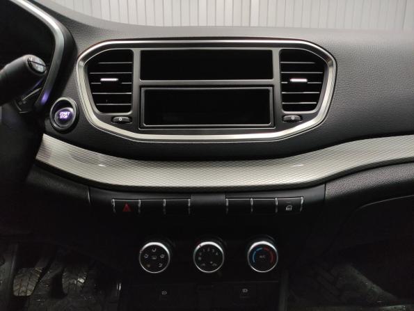 Lada (ВАЗ) Vesta I Рестайлинг (NG) с пробегом 2023 года, цена 1 110 000 рублей, 50889 км, седан, Автокод Объявления