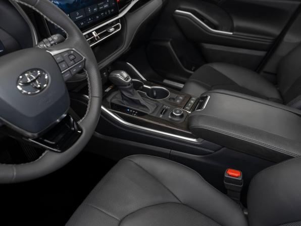 Toyota Highlander IV (XU70) с пробегом 2026 года, цена 5 300 000 рублей, 50 км, внедорожник, Автокод Объявления