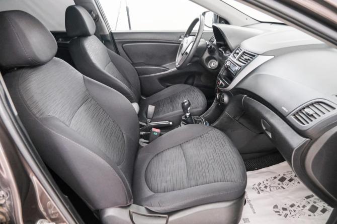 Hyundai Solaris I Рестайлинг с пробегом 2014 года, цена 679 000 рублей, 300000 км, седан, Автокод Объявления