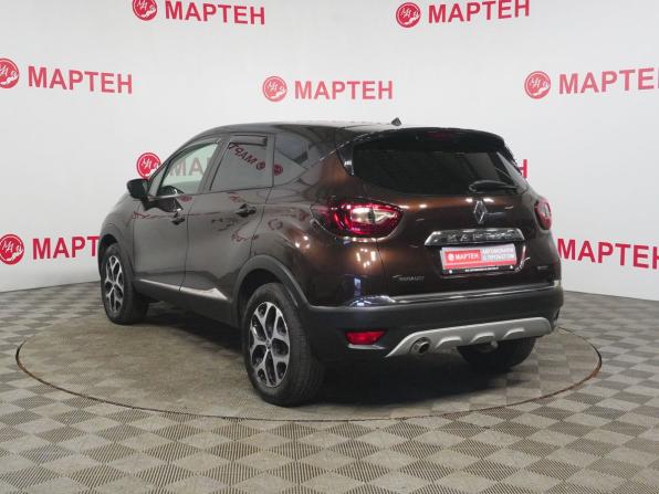 Renault Kaptur I с пробегом 2017 года, цена 1 650 000 рублей, 129500 км, внедорожник, Автокод Объявления