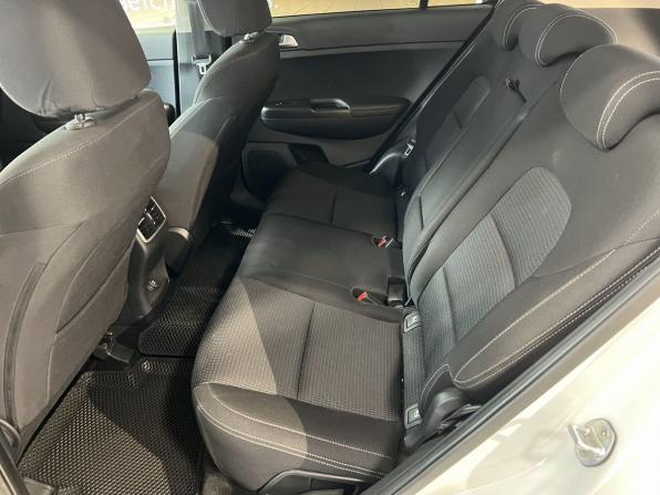 Kia Sportage IV Рестайлинг с пробегом 2018 года, цена 2 184 000 рублей, 83000 км, внедорожник, Автокод Объявления