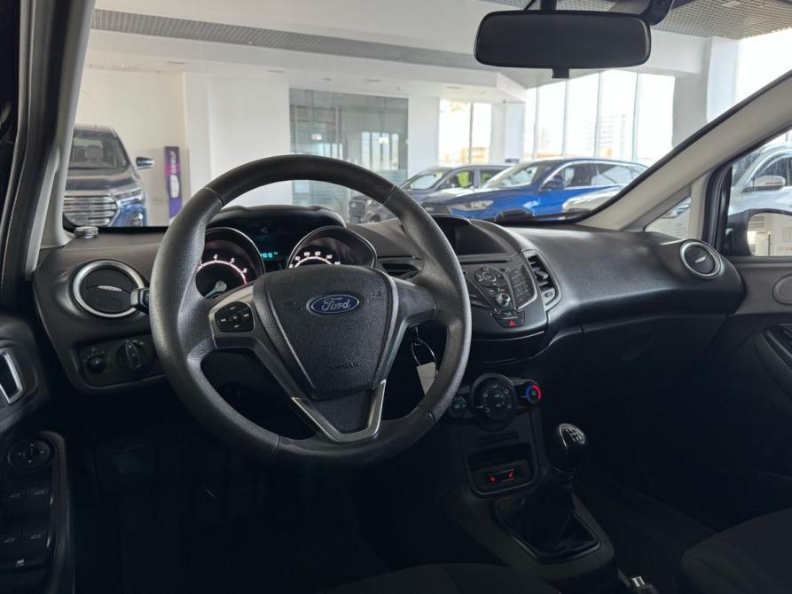 Ford Fiesta Mk6 Рестайлинг Челябинск  - изображение 14
