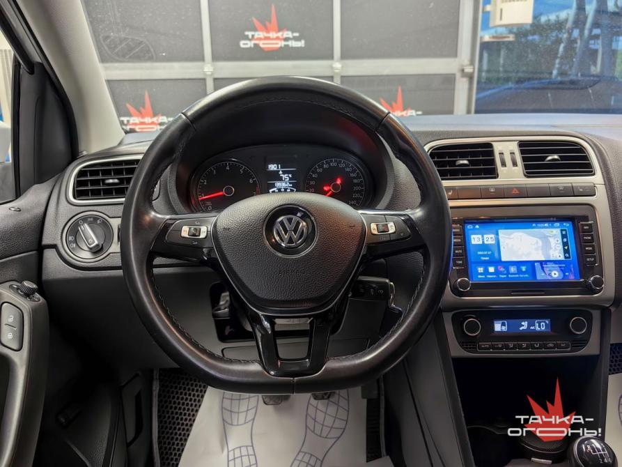 Volkswagen Polo V Рестайлинг Пермь  - изображение 8