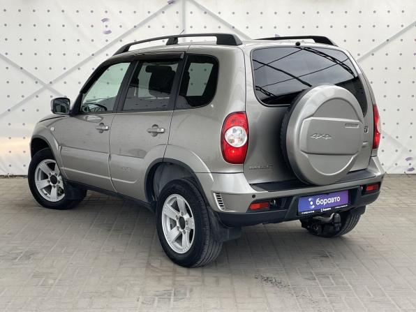 Chevrolet Niva I Рестайлинг с пробегом 2018 года, цена 890 000 рублей, 85940 км, внедорожник, Автокод Объявления