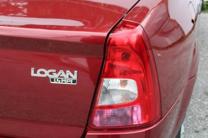 Renault Logan I Рестайлинг с пробегом 2011 года, цена 360 000 рублей, 157000 км, седан, Автокод Объявления