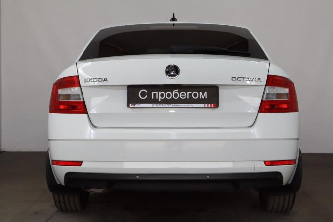 Skoda Octavia III (A7) Рестайлинг с пробегом 2020 года, цена 1 649 000 рублей, 132000 км, лифтбек, Автокод Объявления