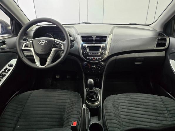 Hyundai Solaris I Рестайлинг с пробегом 2016 года, цена 1 029 000 рублей, 152000 км, седан, Автокод Объявления