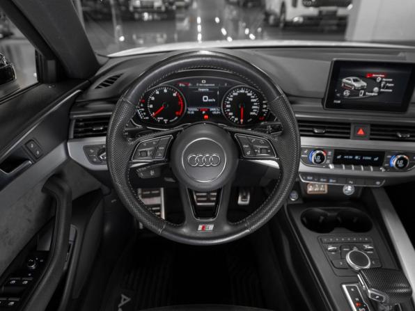 Audi A4 V (B9) Рестайлинг с пробегом 2019 года, цена 2 890 000 рублей, 123227 км, седан, Автокод Объявления