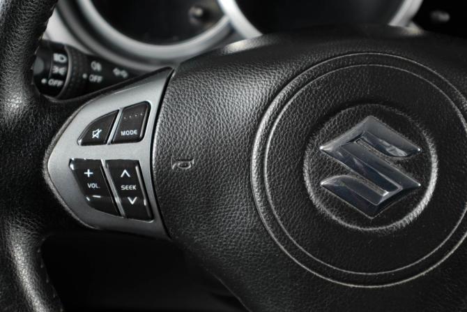 Suzuki Grand Vitara II Рестайлинг с пробегом 2010 года, цена 949 000 рублей, 226400 км, внедорожник, Автокод Объявления