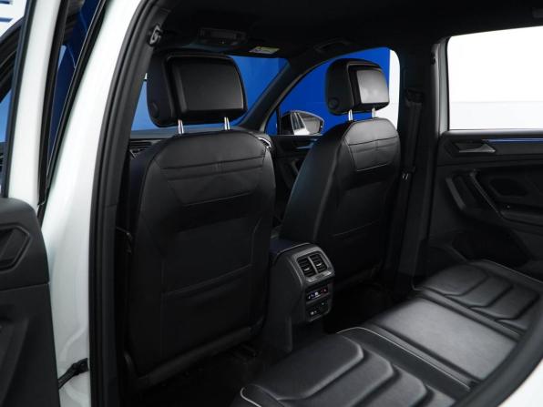 Volkswagen Tiguan II Рестайлинг с пробегом 2021 года, цена 3 899 046 рублей, 62314 км, внедорожник, Автокод Объявления