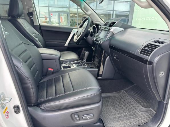 Toyota Land Cruiser Prado 150 Series Рестайлинг 1 с пробегом 2014 года, цена 3 370 000 рублей, 179029 км, внедорожник, Автокод Объявления