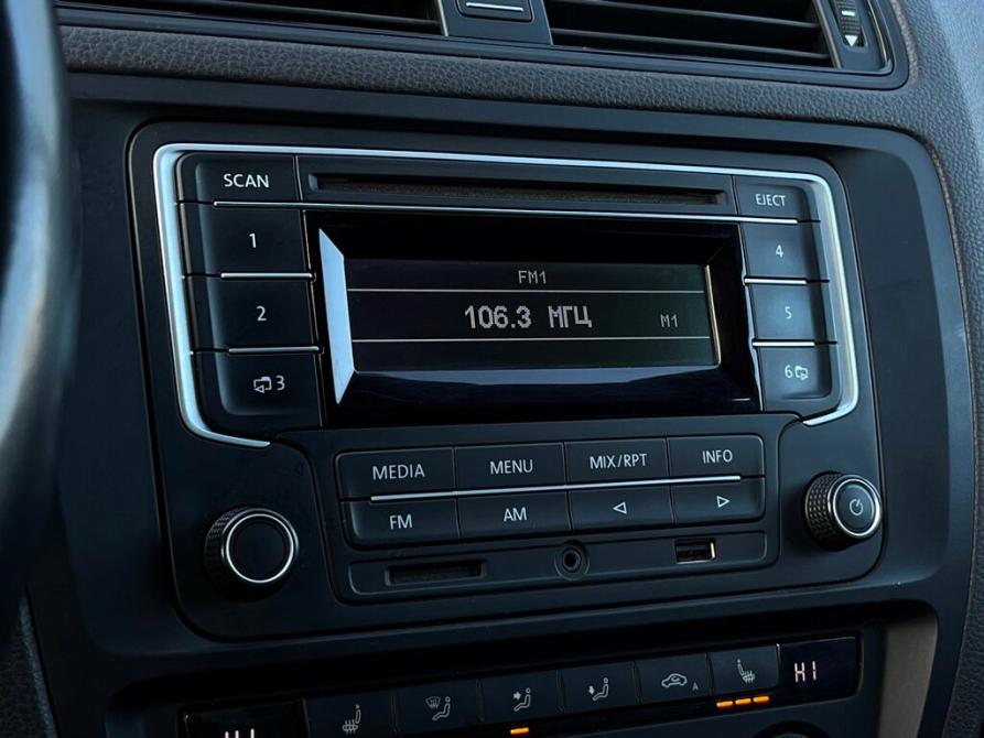 Volkswagen Jetta VI Рестайлинг Санкт-Петербург  - изображение 16