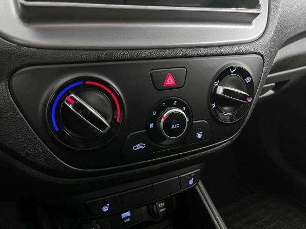 Hyundai Solaris II с пробегом 2020 года, цена 1 373 700 рублей, 73889 км, седан, Автокод Объявления
