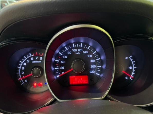 Kia Rio III с пробегом 2013 года, цена 699 000 рублей, 217572 км, хэтчбек, Автокод Объявления