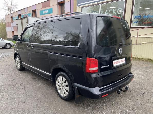 Volkswagen Multivan T5 Рестайлинг с пробегом 2010 года, цена 2 150 000 рублей, 260425 км, минивэн, Автокод Объявления