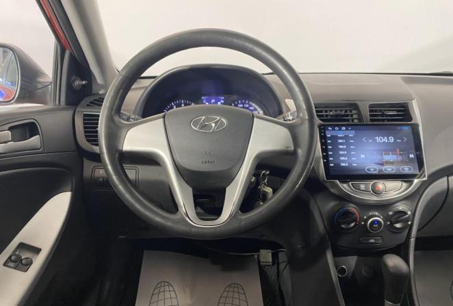 Hyundai Solaris I с пробегом 2012 года, цена 644 000 рублей, 200383 км, седан, Автокод Объявления