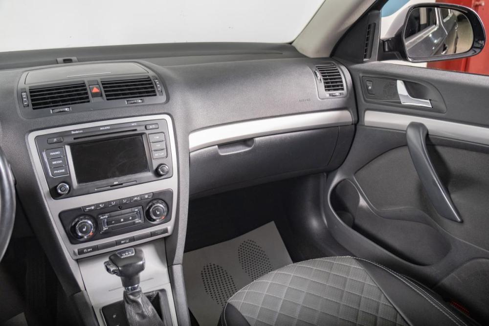 Skoda Octavia II (A5) Рестайлинг Томск  - изображение 17