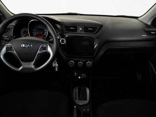 Kia Rio III Рестайлинг с пробегом 2015 года, цена 1 248 000 рублей, 64500 км, хэтчбек, Автокод Объявления