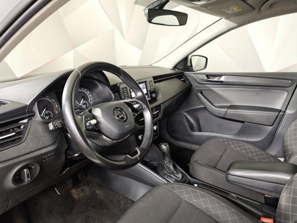 Skoda Rapid II с пробегом 2021 года, цена 1 680 000 рублей, 69127 км, лифтбек, Автокод Объявления