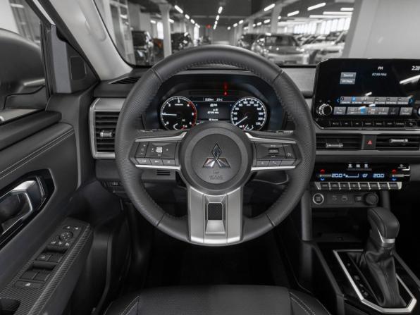 Mitsubishi L200 VI с пробегом 2025 года, цена 5 400 000 рублей, 50 км, пикап, Автокод Объявления