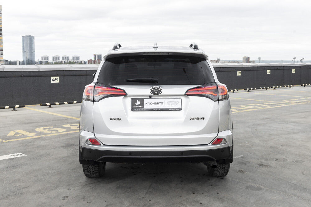 Toyota RAV4 IV (XA40) Рестайлинг Казань  - изображение 6