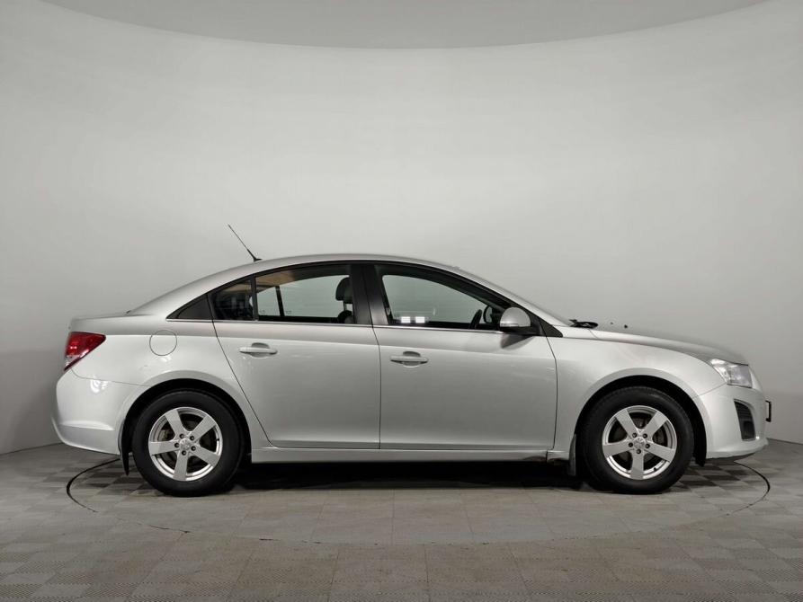 Chevrolet Cruze I Рестайлинг Санкт-Петербург  - изображение 4