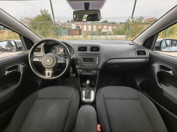 Volkswagen Polo V с пробегом 2013 года, цена 779 000 рублей, 122456 км, седан, Автокод Объявления