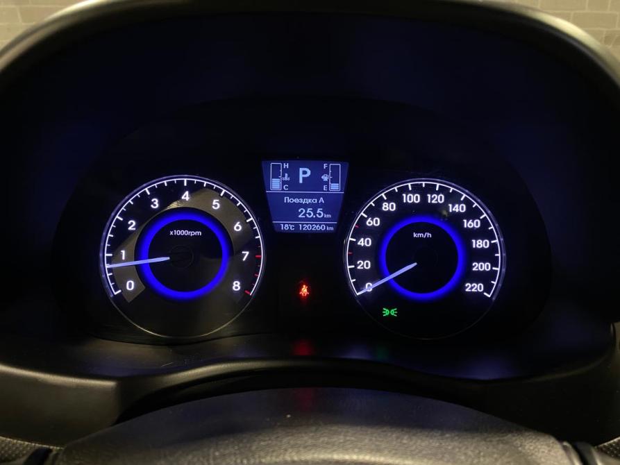 Hyundai Solaris I Рестайлинг Челябинск  - изображение 21