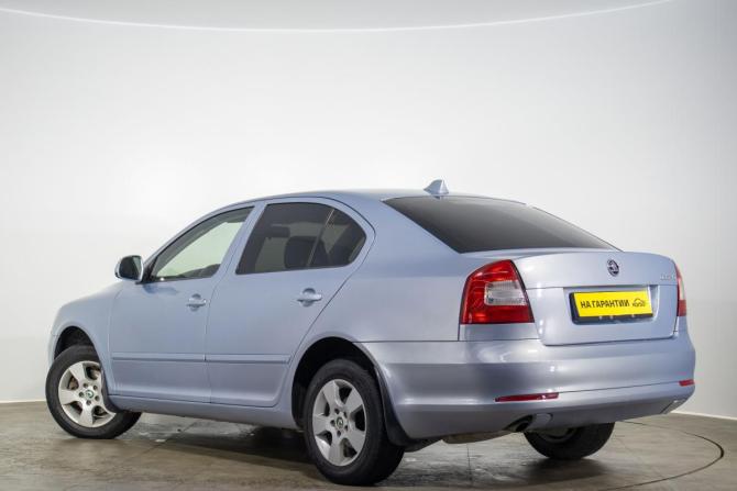 Skoda Octavia II (A5) Рестайлинг с пробегом 2009 года, цена 719 000 рублей, 170000 км, лифтбек, Автокод Объявления