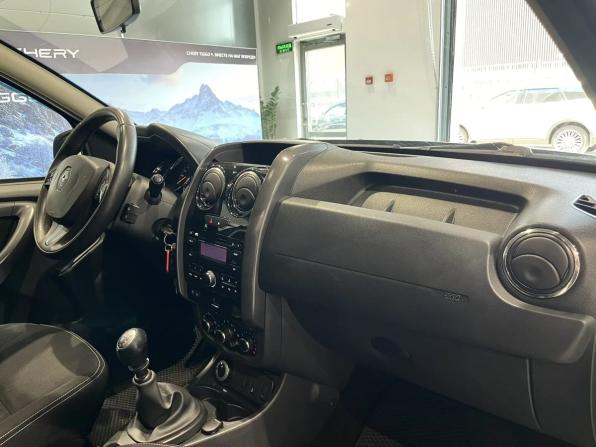 Renault Duster I Рестайлинг с пробегом 2015 года, цена 1 035 000 рублей, 177263 км, внедорожник, Автокод Объявления