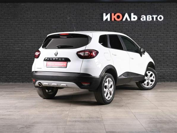 Renault Kaptur I с пробегом 2016 года, цена 1 500 000 рублей, 75376 км, внедорожник, Автокод Объявления