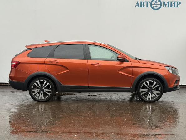 Lada (ВАЗ) Vesta I с пробегом 2018 года, цена 999 000 рублей, 85000 км, универсал, Автокод Объявления