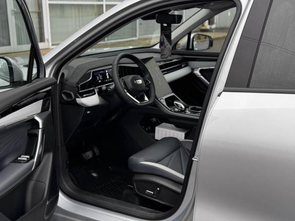 Новый Geely Atlas II 2026 года, цена 4 119 990 рублей, внедорожник, Автокод Объявления
