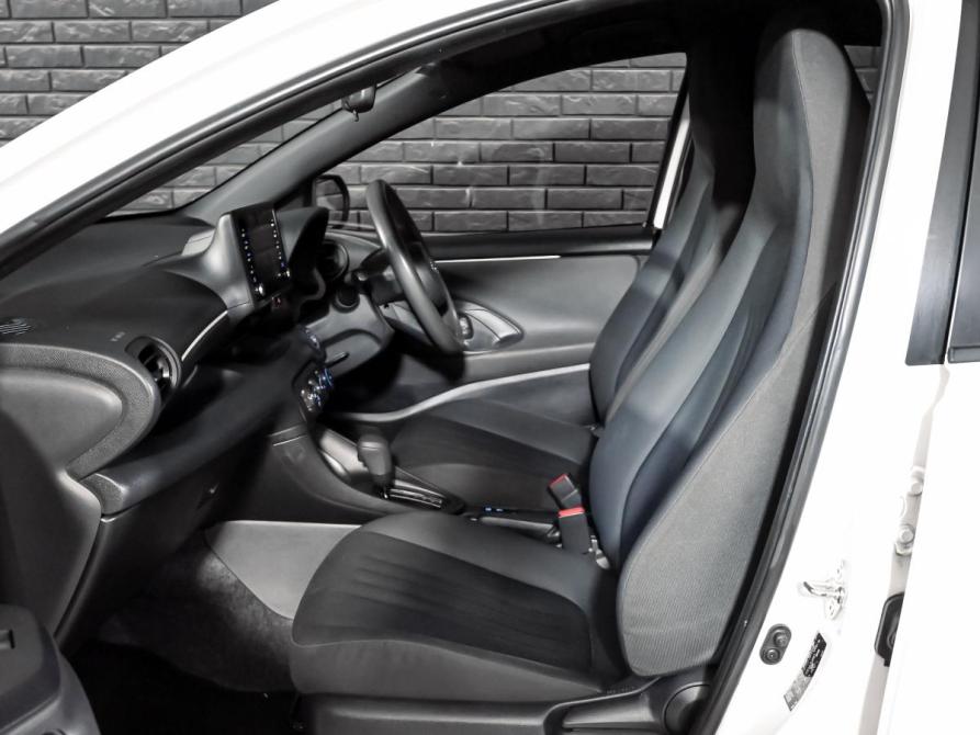 Toyota Yaris IV Екатеринбург  - изображение 10