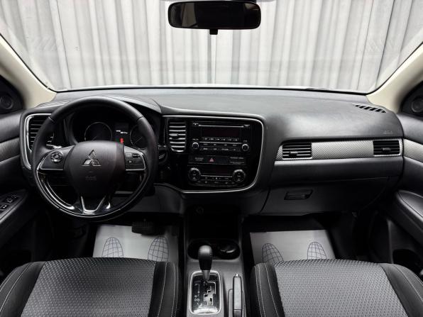 Mitsubishi Outlander III Рестайлинг 2 с пробегом 2016 года, цена 1 949 000 рублей, 158615 км, внедорожник, Автокод Объявления