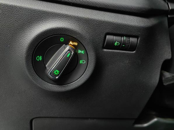 Skoda Rapid II с пробегом 2021 года, цена 1 699 000 рублей, 29940 км, лифтбек, Автокод Объявления