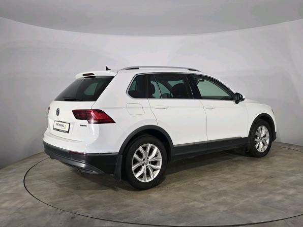 Volkswagen Tiguan II с пробегом 2018 года, цена 2 189 000 рублей, 176000 км, внедорожник, Автокод Объявления