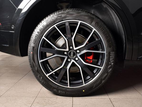 Audi Q5 II (FY) Рестайлинг с пробегом 2025 года, цена 5 594 995 рублей, 59 км, внедорожник, Автокод Объявления