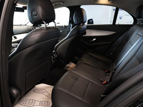 Mercedes-Benz E-Класс V (W213 S213 C238) Рестайлинг с пробегом 2021 года, цена 2 899 000 рублей, 185598 км, седан, Автокод Объявления