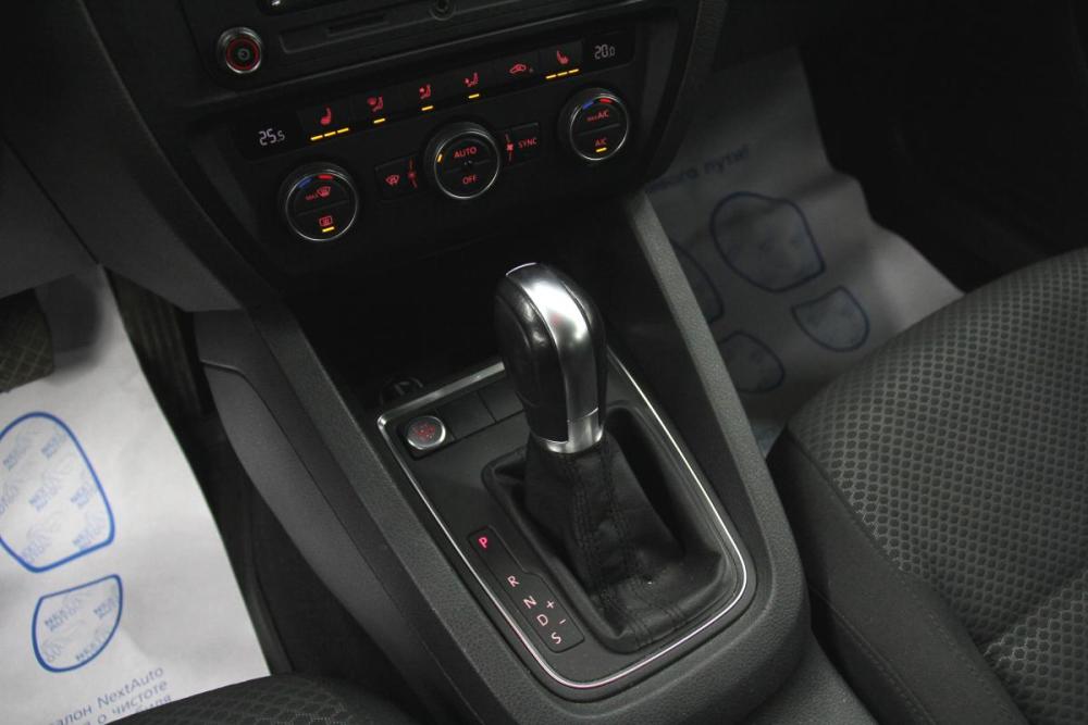 Volkswagen Jetta VI Рестайлинг Чебоксары  - изображение 29