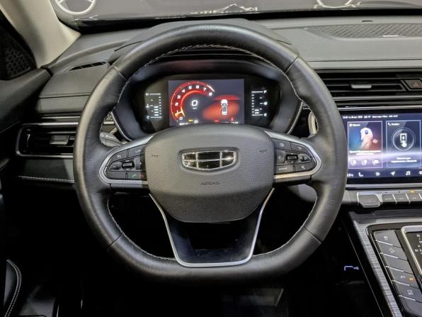 Geely Atlas Pro с пробегом 2022 года, цена 1 660 000 рублей, 80713 км, внедорожник, Автокод Объявления